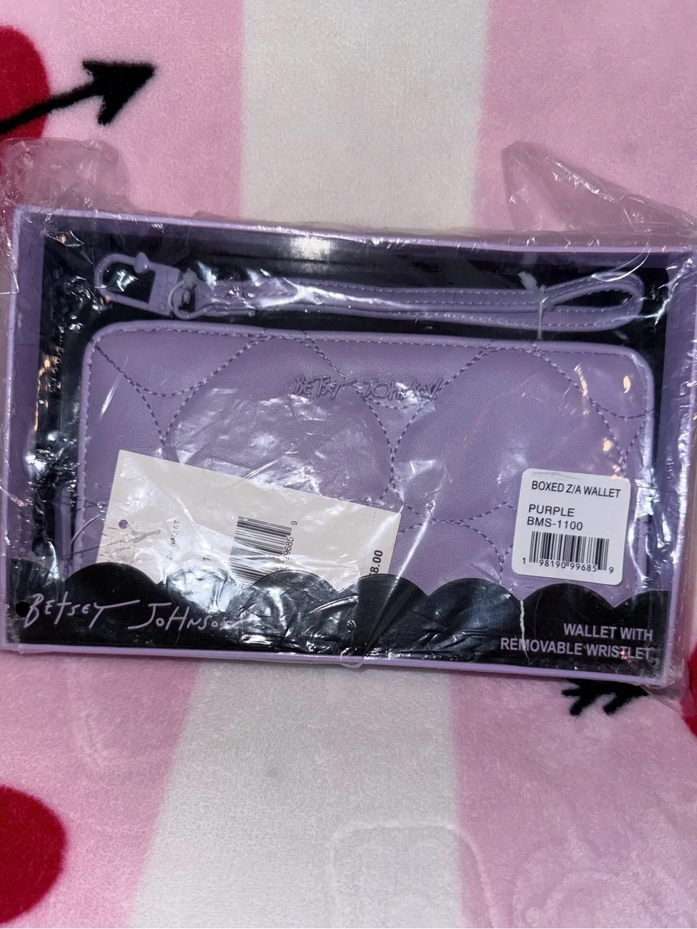 NWT Betsey Johnson Quilted Heart Zip Around Wallet in Lavender/Purple